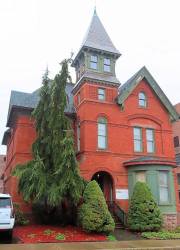 Houses of Connecticut