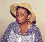 Missions Honduras - Mother Waiting